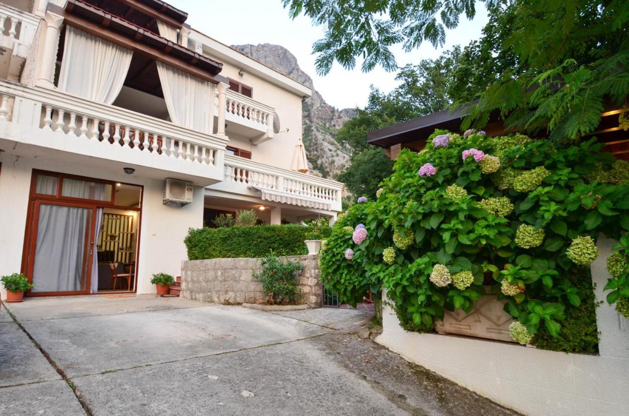 Appartement Djardin à Kotor Extérieur photo